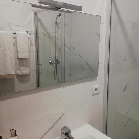 Nunes Pinto Πανσιόν