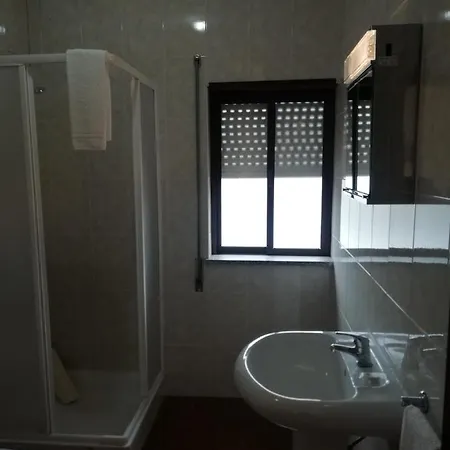 Nunes Pinto Πανσιόν 3*