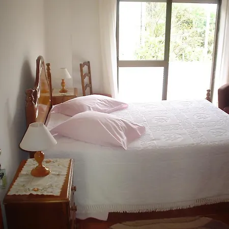 Nunes Pinto Guest house *